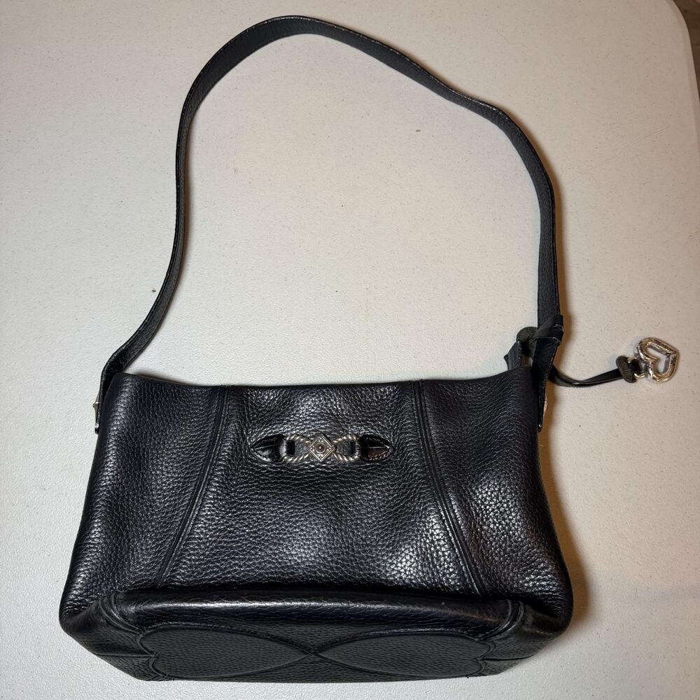 Vintage Brighton Black Pebbled Leather Medalion Shoulder Bag Decorative Silver